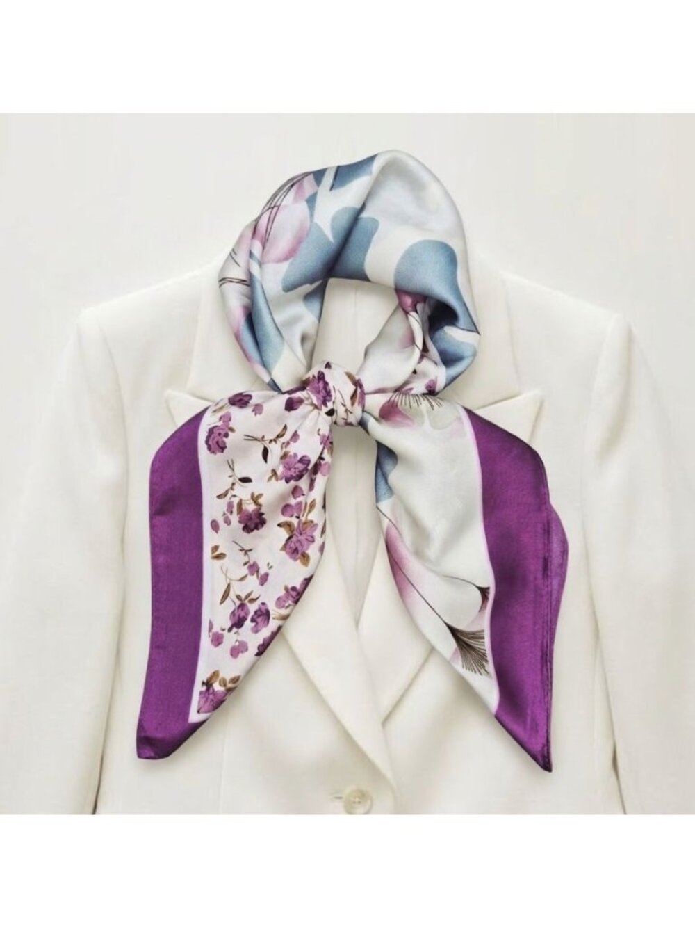 ✨✨Elegant Bandana Square Scarf Silky Floral Purple Beige Luxury Fashion Boho New